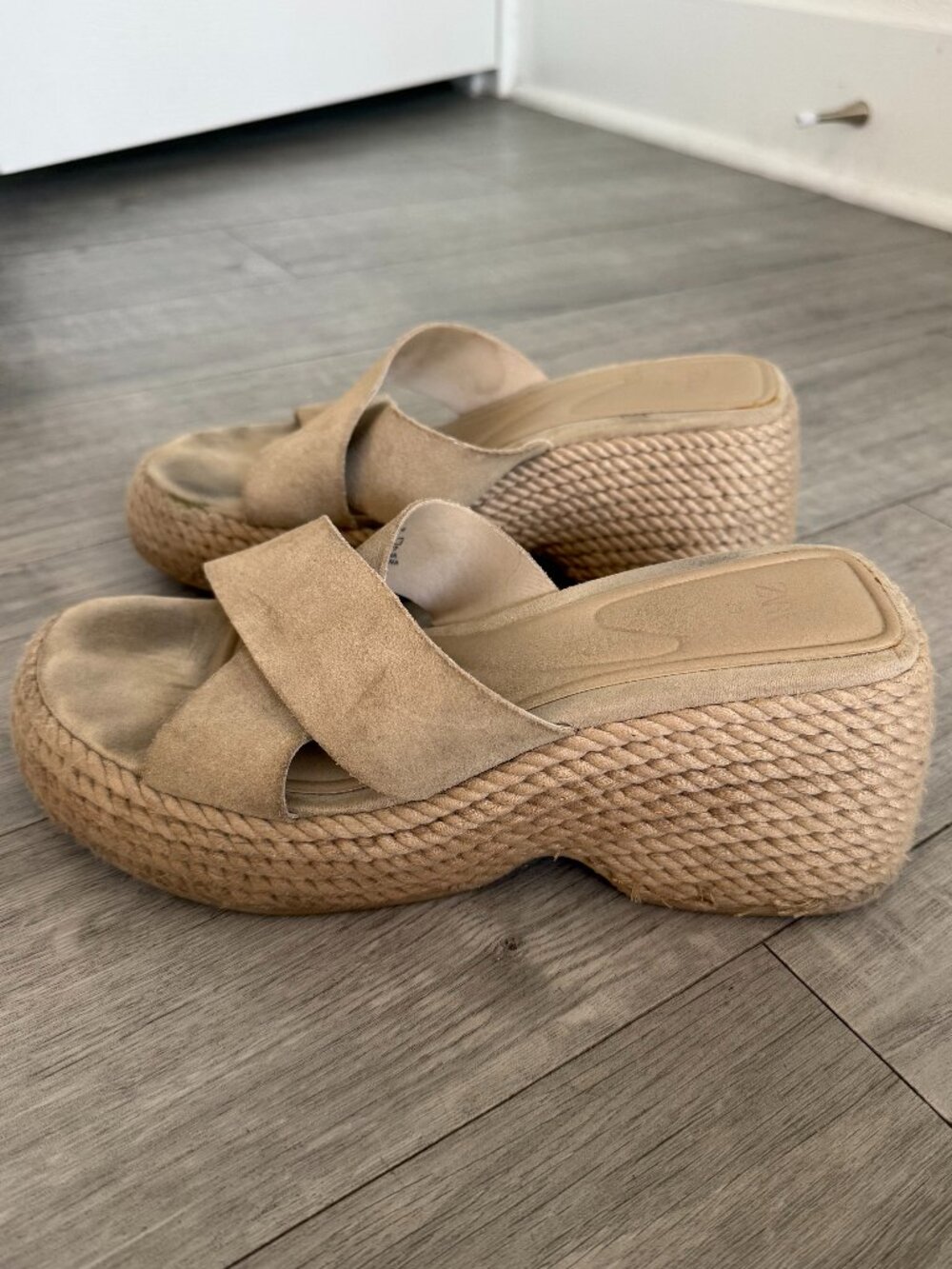 Zara Espradille Wedge (39)